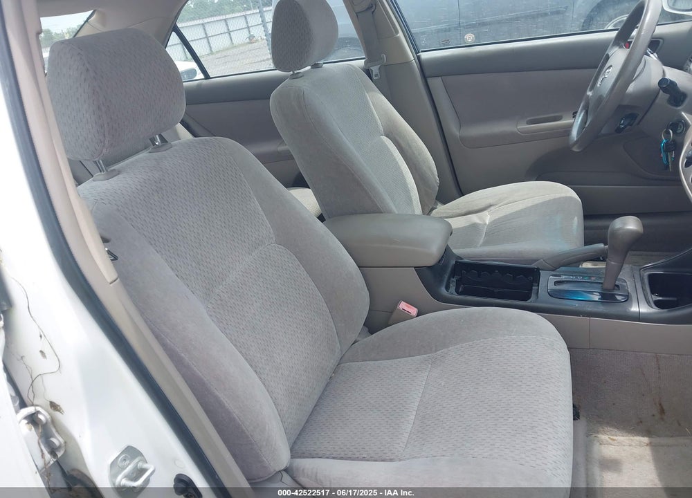 2003 TOYOTA CAMRY LE VIN: JTDBE32K130167451