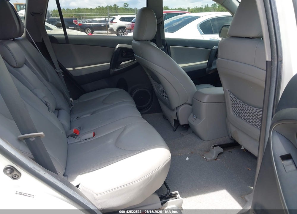 2011 TOYOTA RAV4 VIN: 2T3YF4DV1BW101285