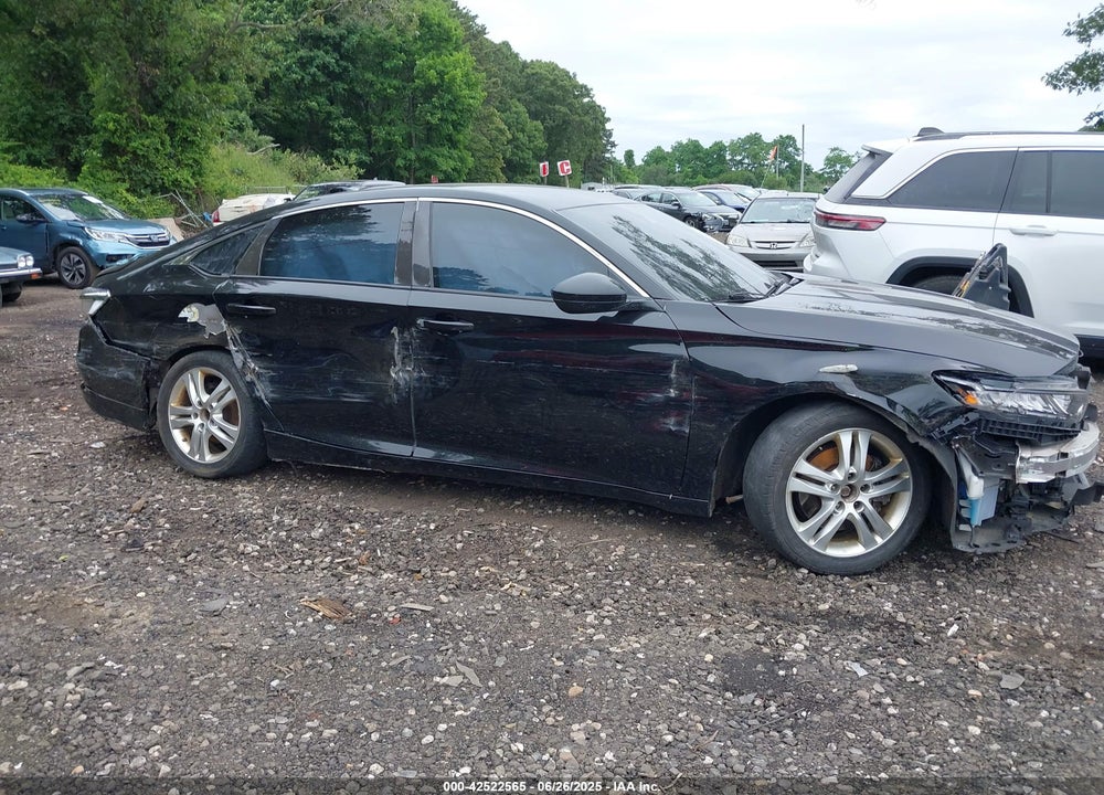 2018 HONDA ACCORD VIN: 1HGCV1F30JA029971