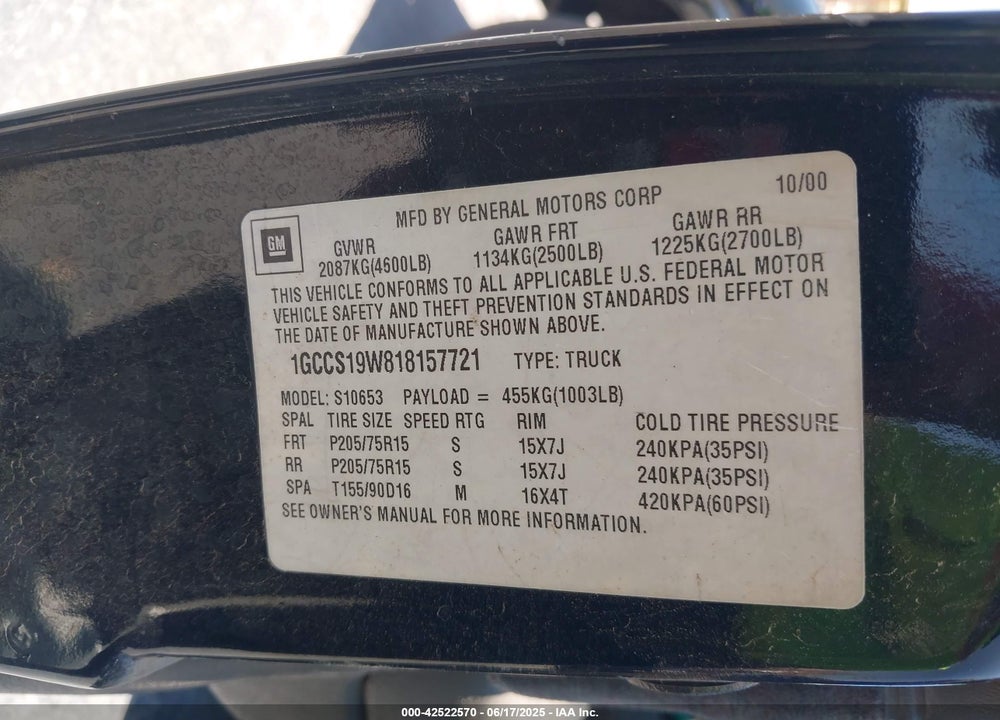 2001 CHEVROLET S-10 LS VIN: 1GCCS19W818157721