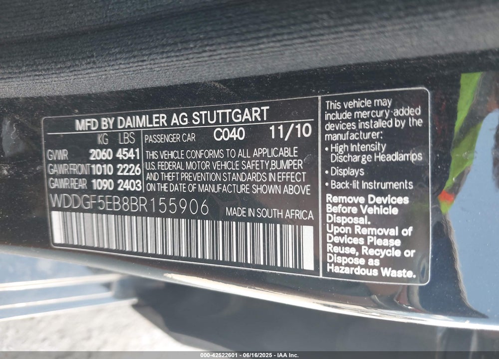 2011 MERCEDES-BENZ C 300 LUXURY/SPORT VIN: WDDGF5EB8BR155906