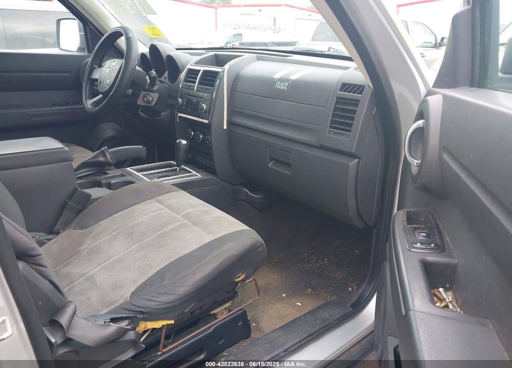 2007 DODGE NITRO SXT VIN: 1D8GT28K47W577047
