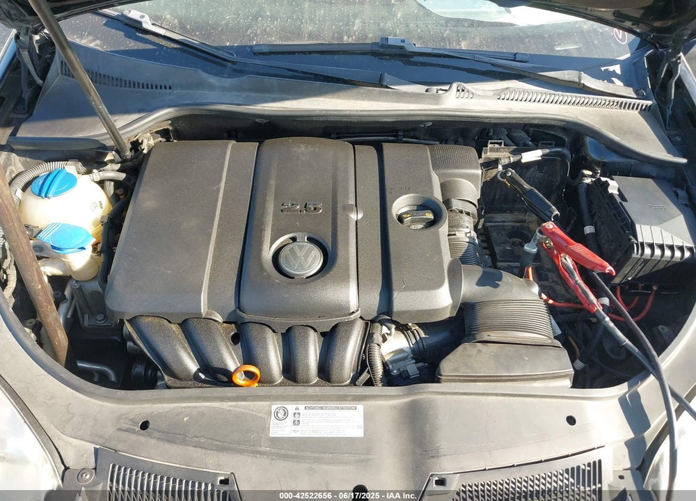 2010 VOLKSWAGEN JETTA VIN: 3VWJZ7AJ0AM039774
