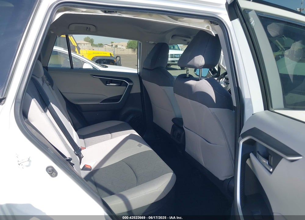 2022 TOYOTA RAV4 HYBRID VIN: 4T3RWRFV8NU082057