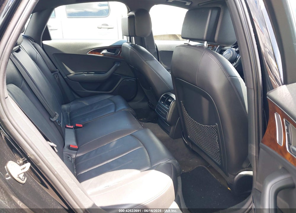 2016 AUDI A6 VIN: WAUDFAFC7GN173855