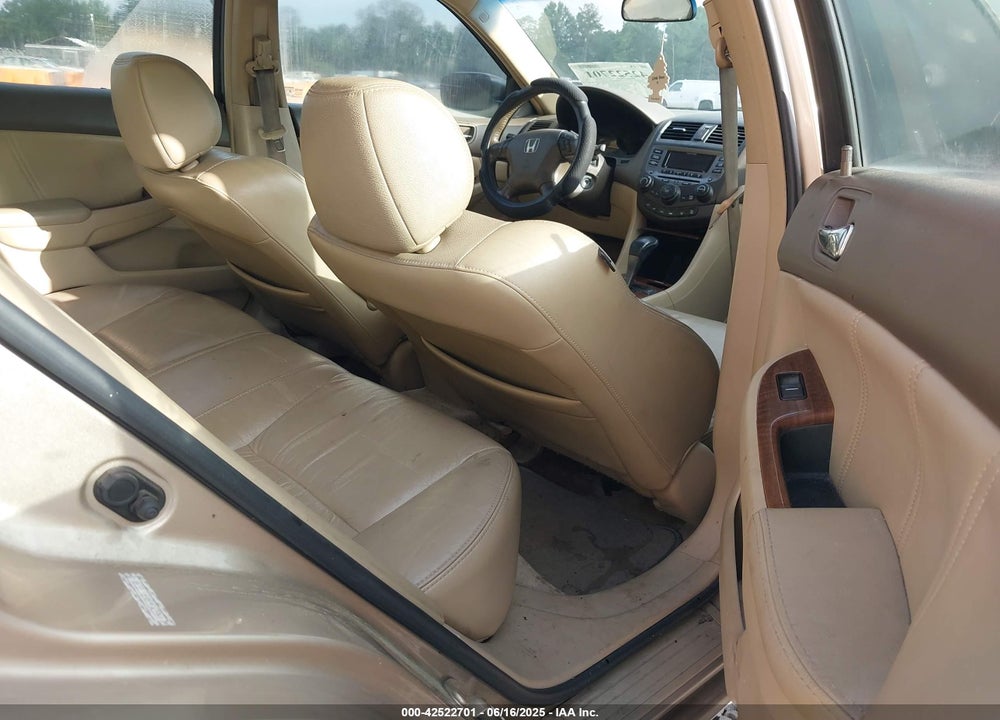 2007 HONDA ACCORD VIN: 1HGCM568X7A172201