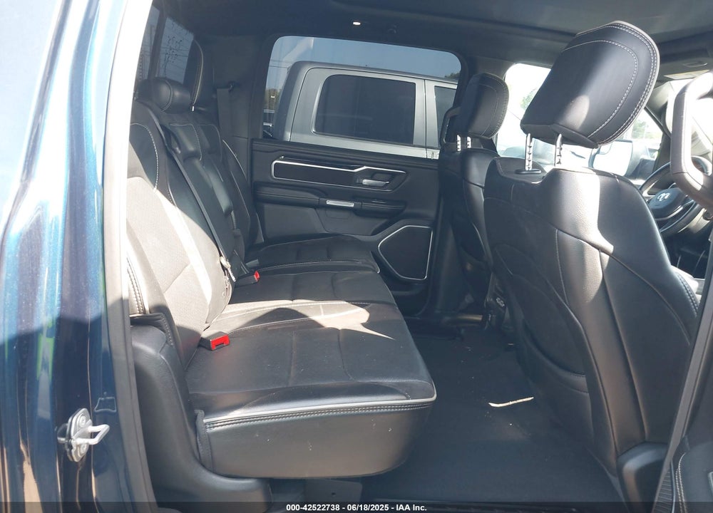2020 RAM 1500 LAIE  4X4 5'7 BOX VIN: 1C6SRFJT4LN177790