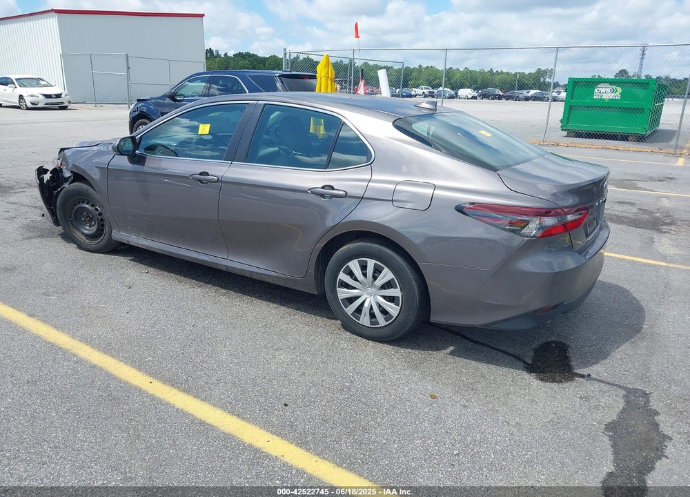 2022 TOYOTA CAMRY LE HYBRID VIN: 4T1C31AK8NU581785