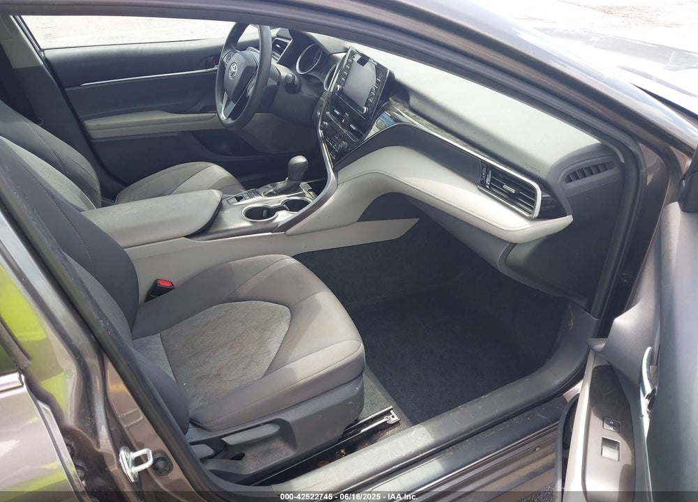 2022 TOYOTA CAMRY LE HYBRID VIN: 4T1C31AK8NU581785