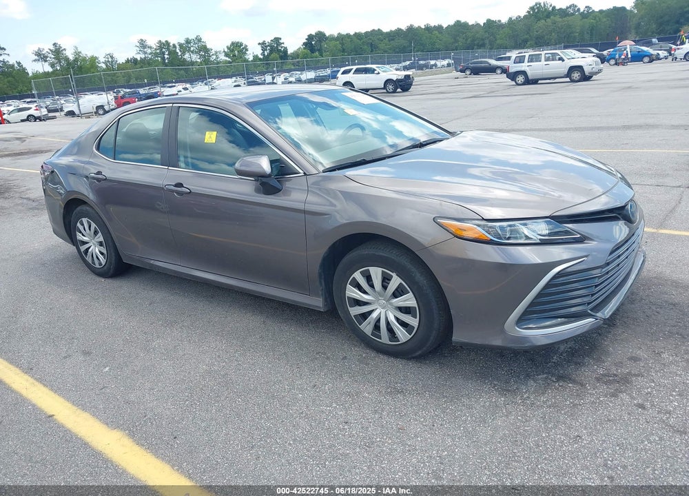 2022 TOYOTA CAMRY LE HYBRID VIN: 4T1C31AK8NU581785