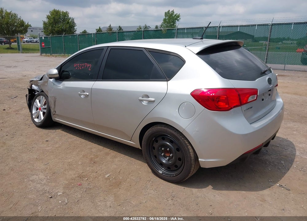 2011 KIA FORTE VIN: KNAFW5A34B5334047