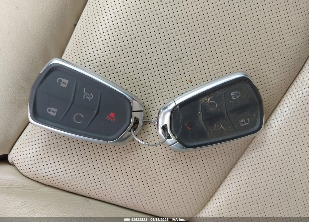 2017 CADILLAC XT5 VIN: 1GYKNBRS6HZ298792