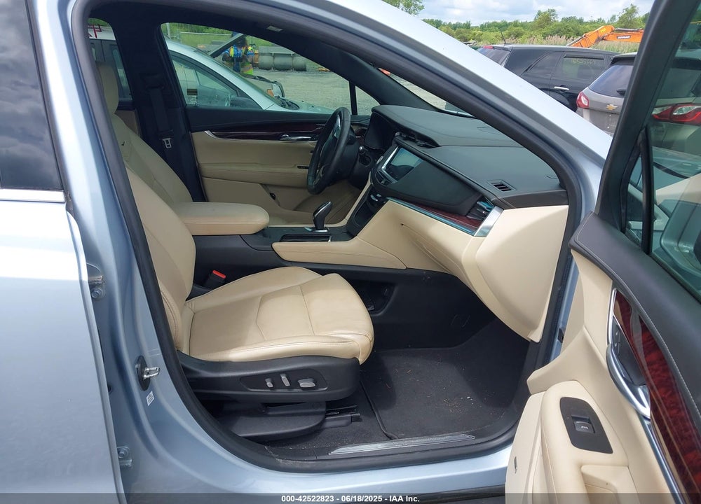 2017 CADILLAC XT5 VIN: 1GYKNBRS6HZ298792