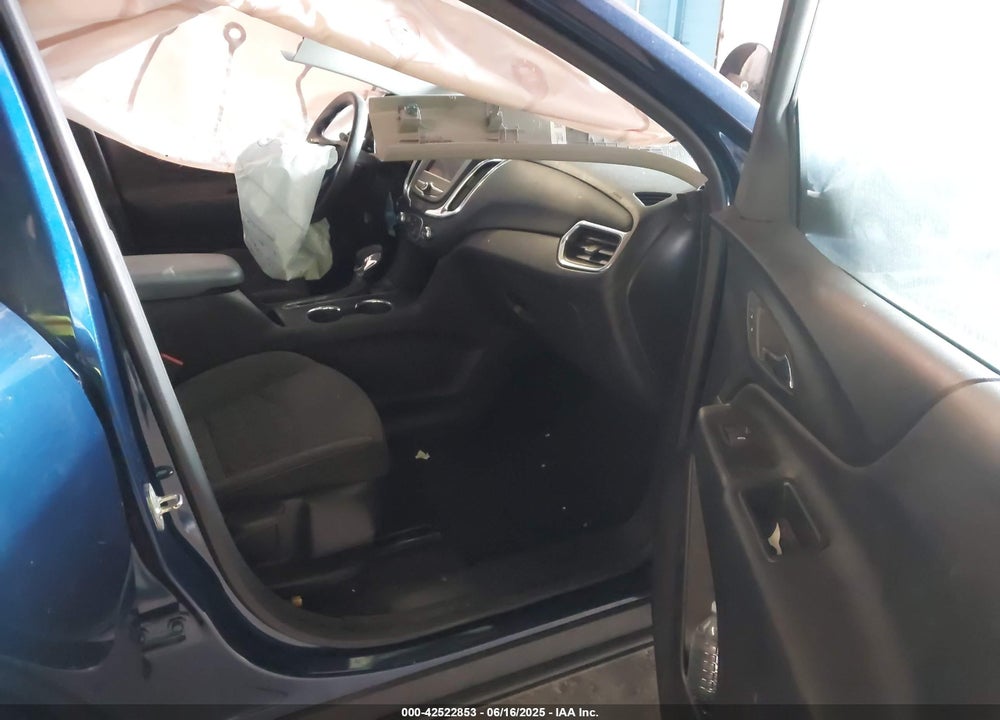 2022 CHEVROLET EQUINOX VIN: 3GNAXUEV1NL289211
