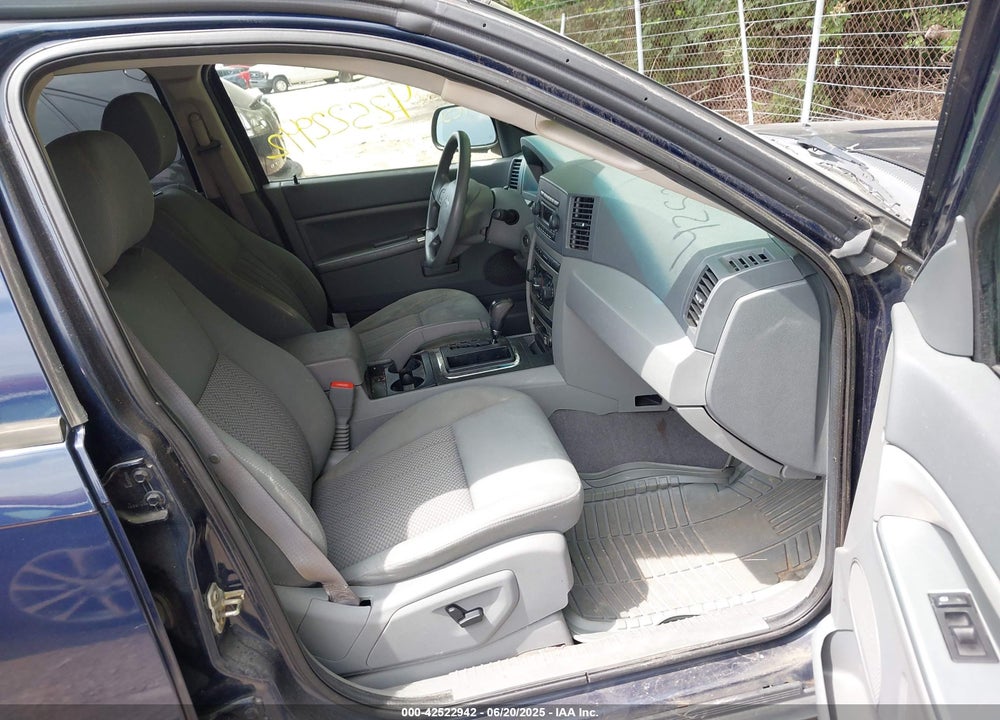 2005 JEEP GRAND CHEROKEE LAREDO VIN: 1J4GR48K25C518614