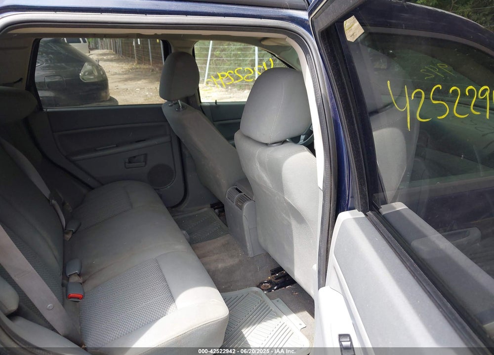 2005 JEEP GRAND CHEROKEE LAREDO VIN: 1J4GR48K25C518614