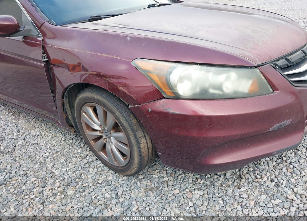 2011 HONDA ACCORD 2.4 EX VIN: 1HGCP2F78BA105912