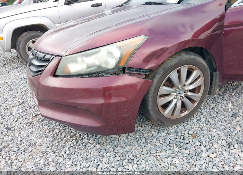 2011 HONDA ACCORD 2.4 EX VIN: 1HGCP2F78BA105912