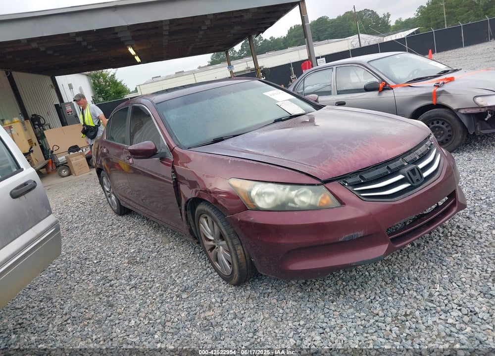 2011 HONDA ACCORD 2.4 EX VIN: 1HGCP2F78BA105912