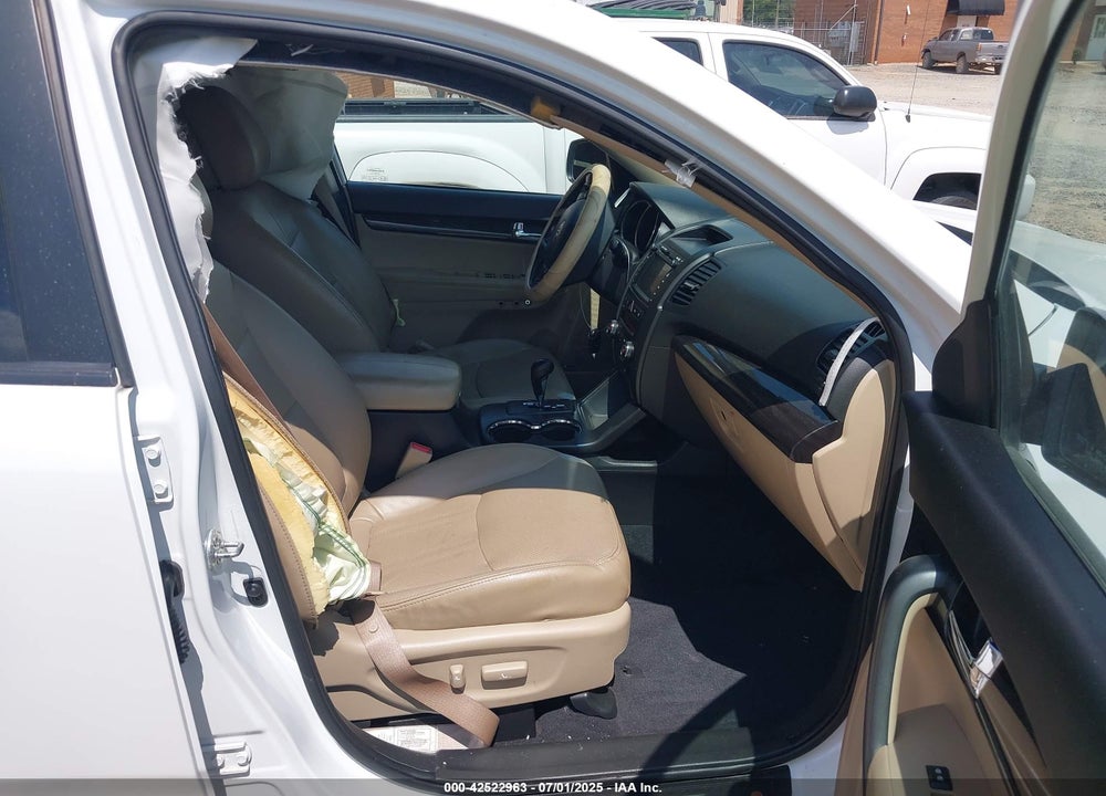 2012 KIA SORENTO VIN: 5XYKU4A22CG307365