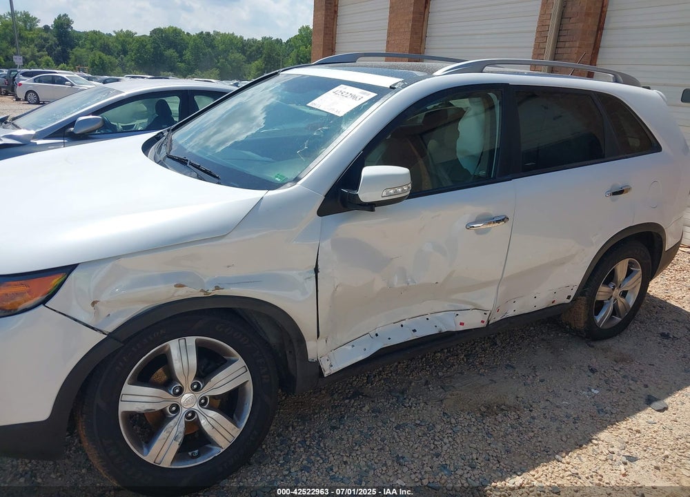 2012 KIA SORENTO VIN: 5XYKU4A22CG307365