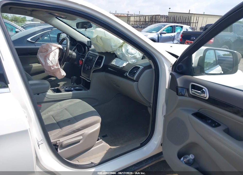 2011 JEEP GRAND CHEROKEE VIN: 1J4RR4GG1BC540041