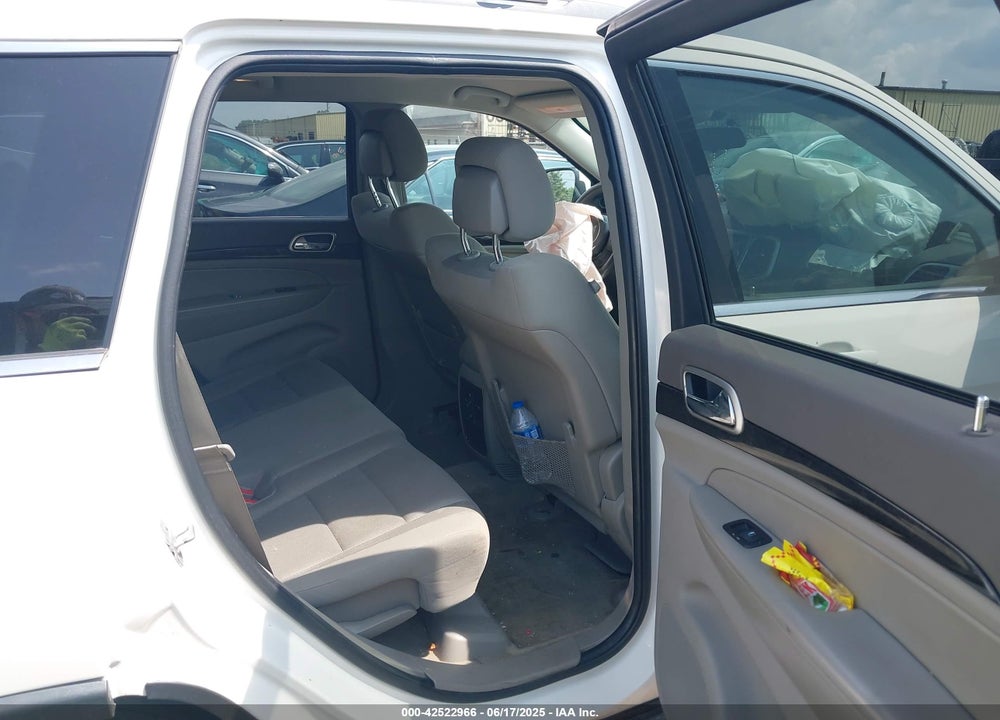 2011 JEEP GRAND CHEROKEE VIN: 1J4RR4GG1BC540041