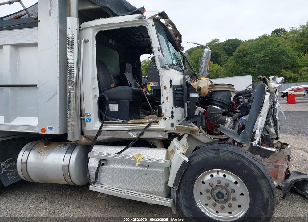 2022 WESTERN STAR 4700 SET FORWARD AXLE VIN: 5KKMAVFM5NPNH4995