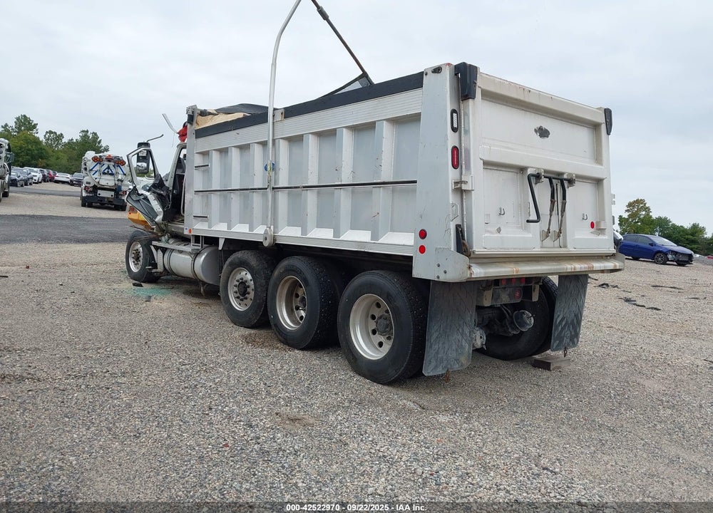 2022 WESTERN STAR 4700 SET FORWARD AXLE VIN: 5KKMAVFM5NPNH4995