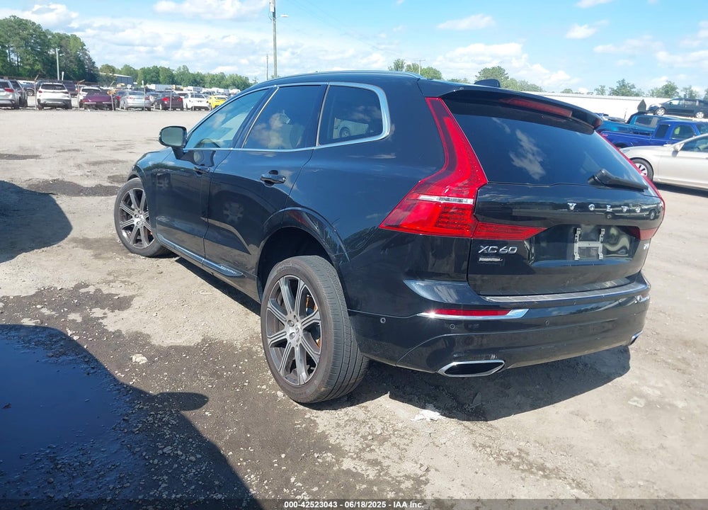 2019 VOLVO XC60 T5 INSCRIPTION VIN: LYV102DL2KB184884
