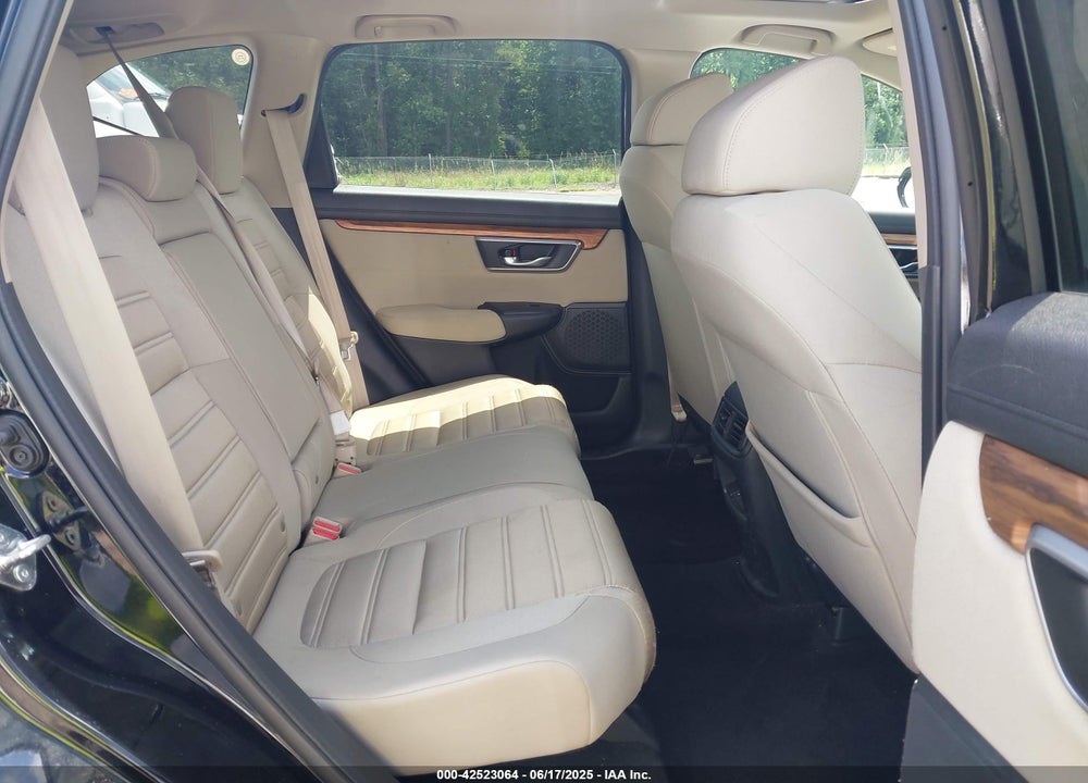 2018 HONDA CR-V VIN: 2HKRW2H58JH609939