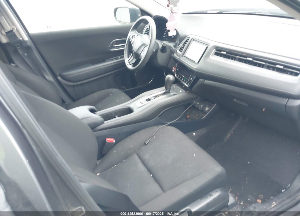 2018 HONDA HR-V VIN: 3CZRU6H57JG704394