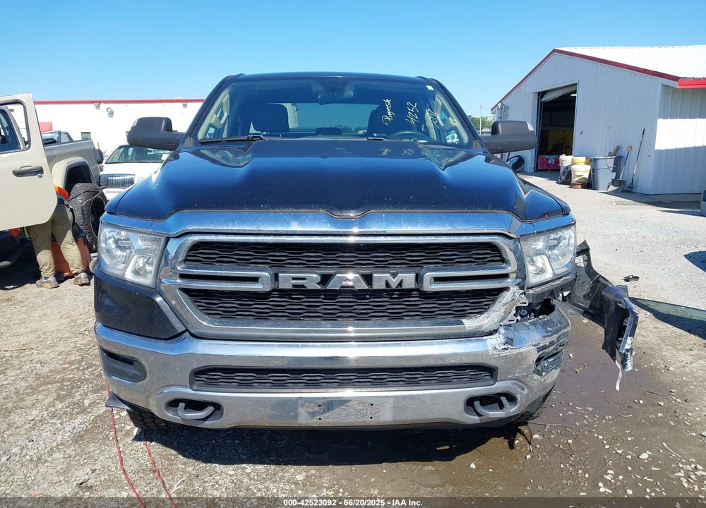 2019 RAM 1500 TRADESMAN 4X4 6'4 BOX VIN: 1C6SRFCT6KN601725