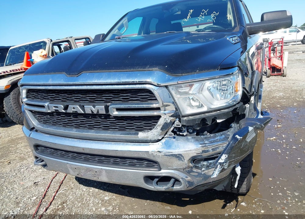 2019 RAM 1500 TRADESMAN 4X4 6'4 BOX VIN: 1C6SRFCT6KN601725