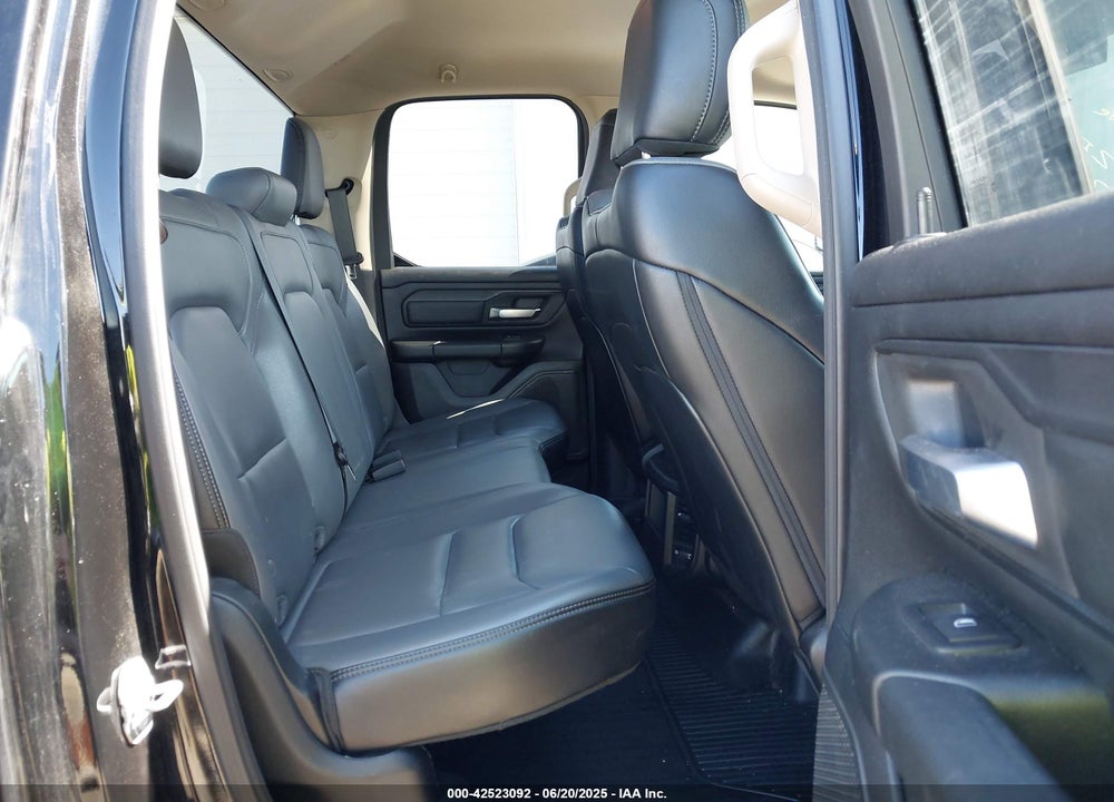2019 RAM 1500 TRADESMAN 4X4 6'4 BOX VIN: 1C6SRFCT6KN601725