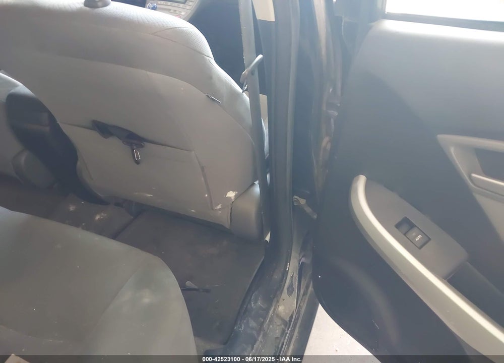 2012 TOYOTA PRIUS TWO VIN: JTDKN3DU5C1577470