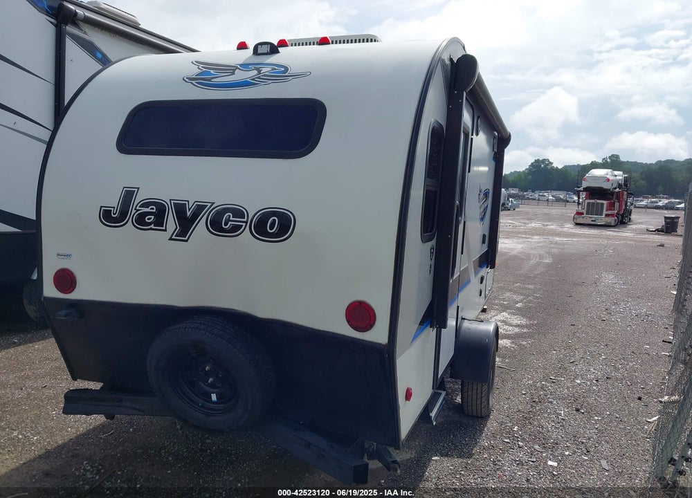 2018 JAYCO TRAVEL TRLR VIN: 1UJBJ0AH3J13A0066