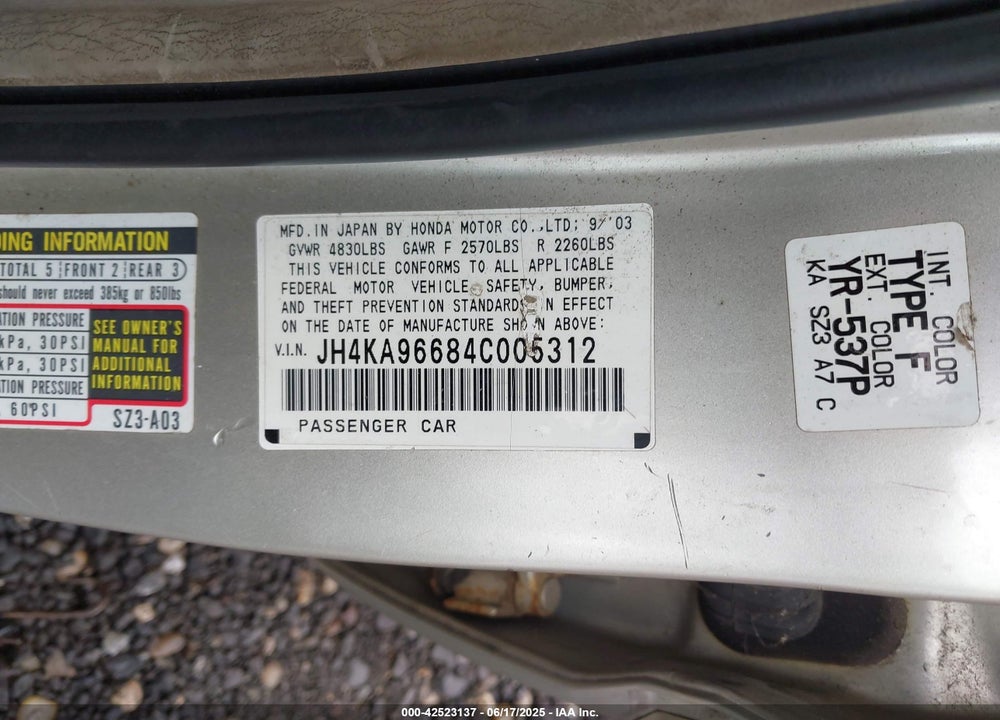 2004 ACURA RL 3.5 VIN: JH4KA96684C005312