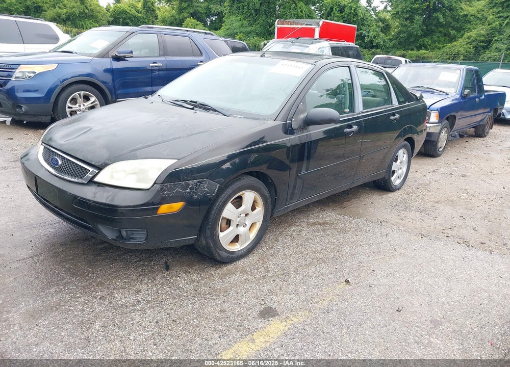 2007 FORD FOCUS VIN: 1FAHP34N27W364469