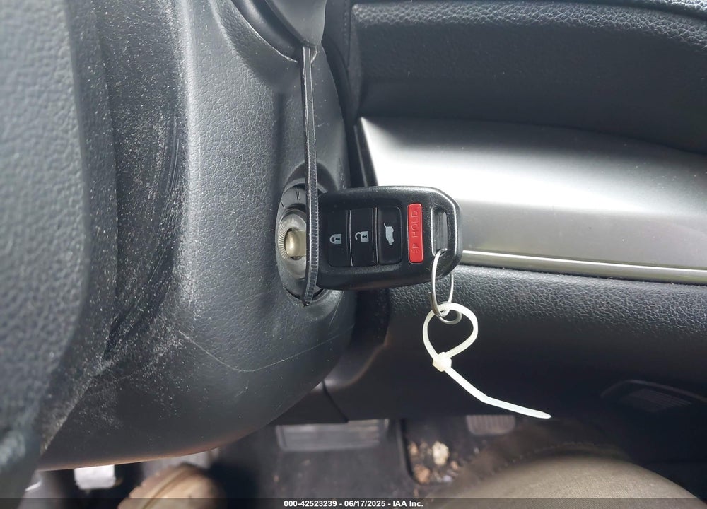 2015 HONDA CR-V VIN: 2HKRM4H30FH621252