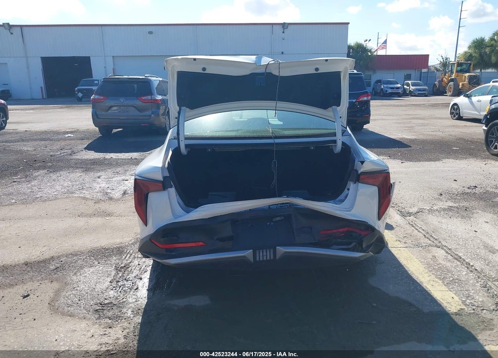 2025 KIA K4 LXS VIN: 3KPFT4DE7SE058549