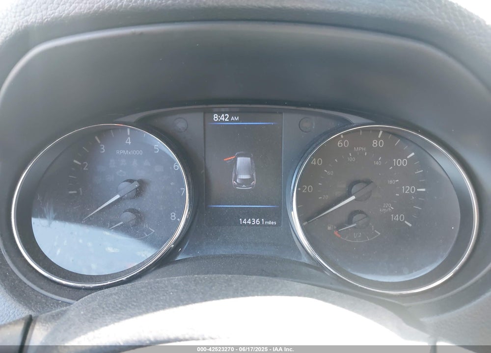 2018 NISSAN ROGUE VIN: KNMAT2MT4JP545283