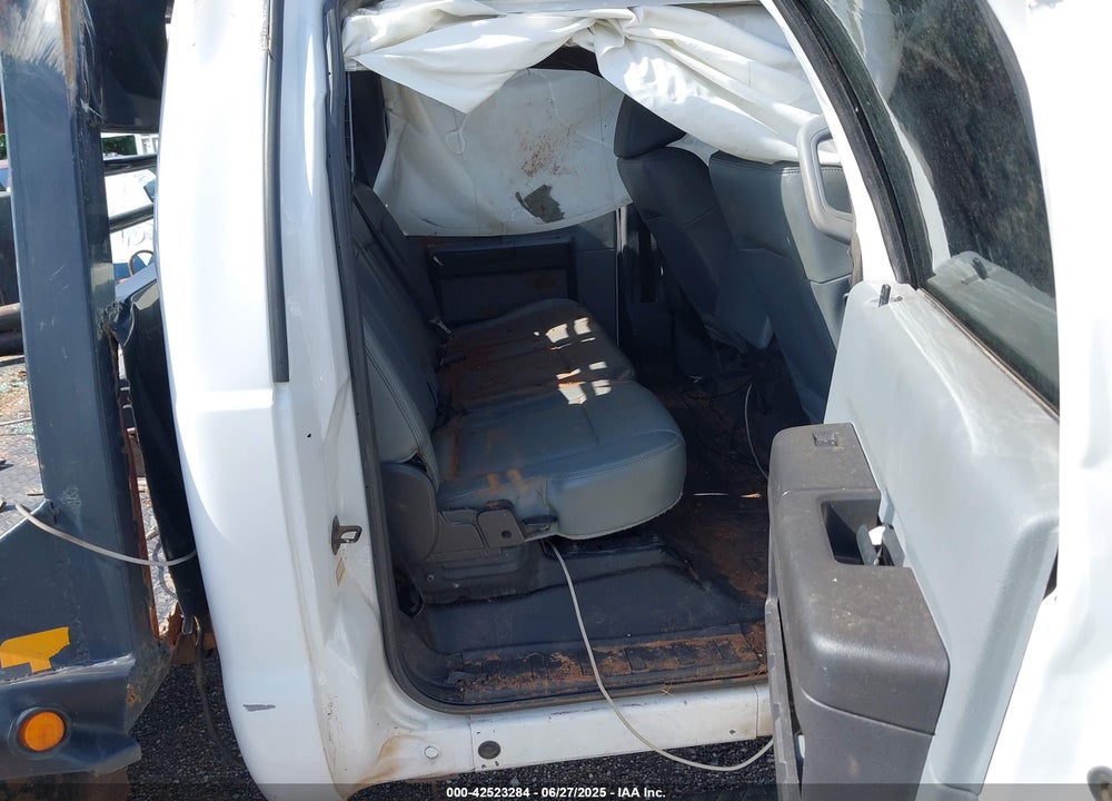 2016 FORD F-350 CHASSIS XL VIN: 1FD8W3H68GEB75990