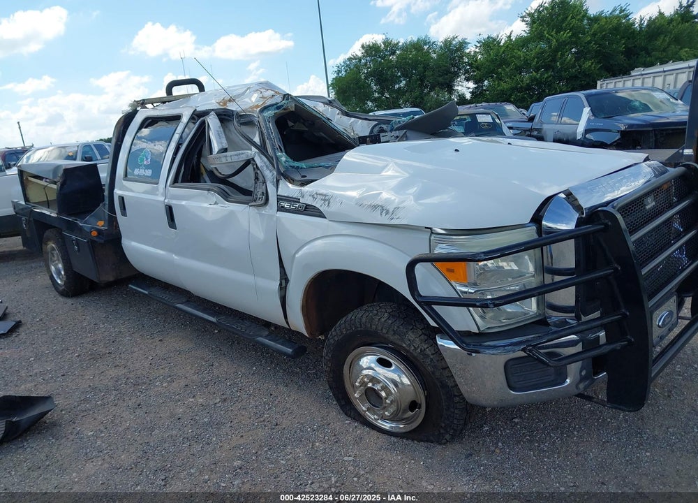 2016 FORD F-350 CHASSIS XL VIN: 1FD8W3H68GEB75990