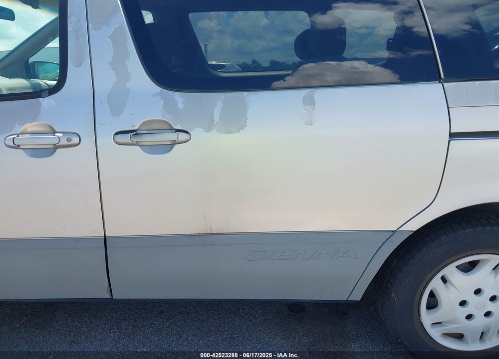 2001 TOYOTA SIENNA CE VIN: 4T3ZF19C51U405471
