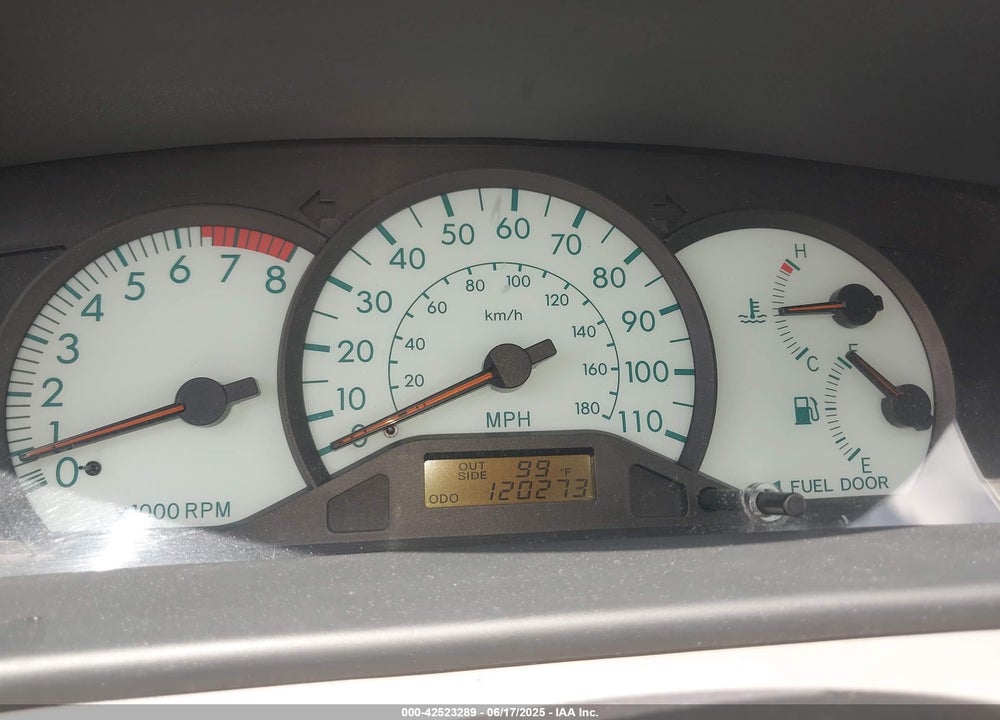 2004 TOYOTA COROLLA LE VIN: 2T1BR32E54C288702