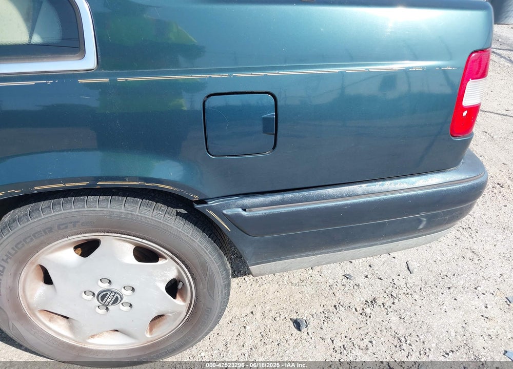 1995 VOLVO 960 VIN: YV1KS9617S1061294