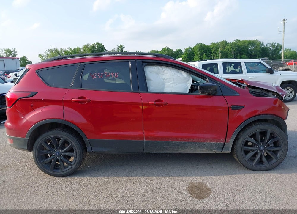 2019 FORD ESCAPE VIN: 1FMCU9GD9KUC43974