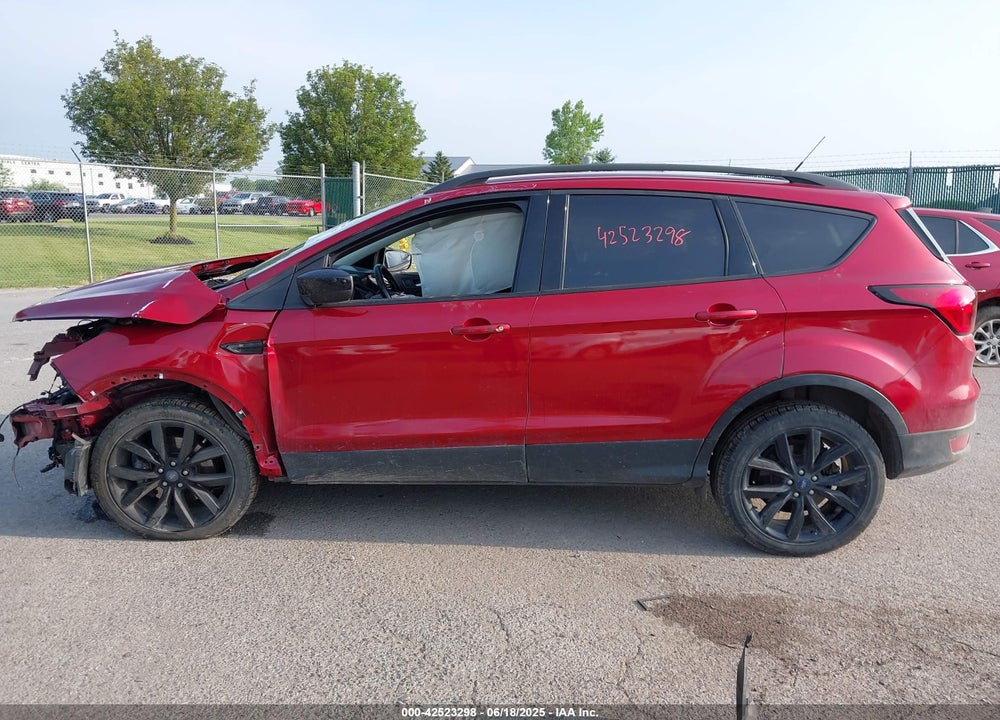 2019 FORD ESCAPE VIN: 1FMCU9GD9KUC43974