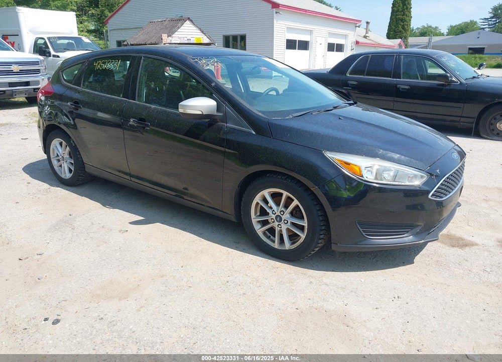 2016 FORD FOCUS SE VIN: 1FADP3K25GL375443